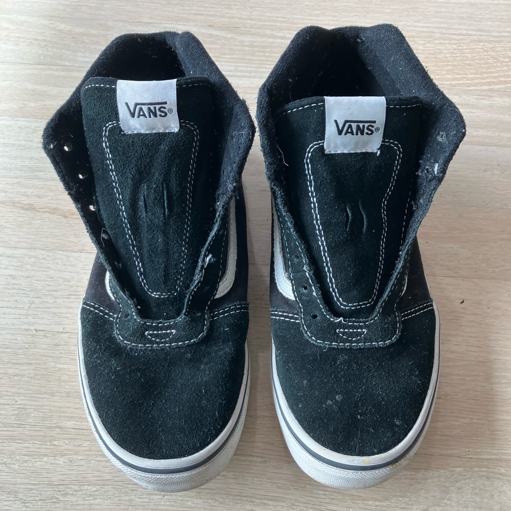Vans black and white suede sneakers 5.5 youth size